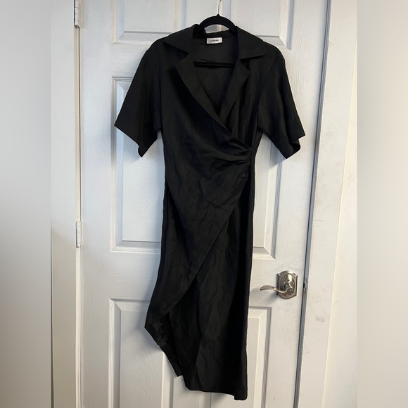 Clarance Crossover Midi Dress - Picture 3 of 3